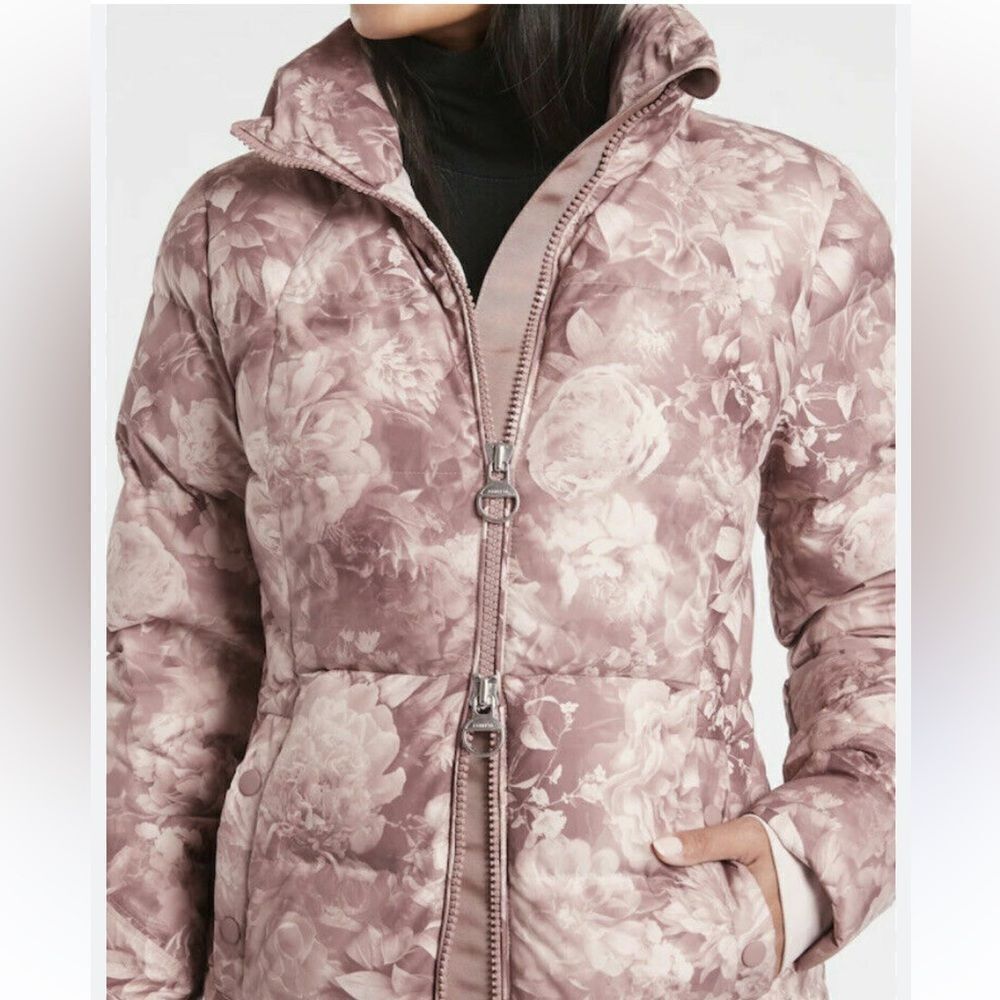 Athleta Downtown Printed Jacket
Antoinette Velvety Pink - Picture 2 of 10